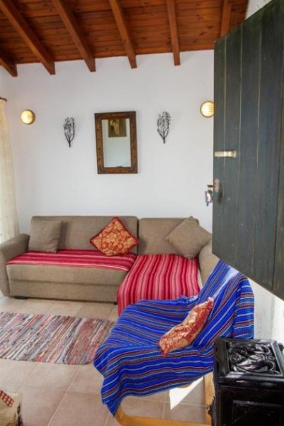 Maleme Kreta, Maleme: Traditionelles kretisches Haus zu verkaufen, nur wenige Schritte vom Strand entfernt Haus kaufen